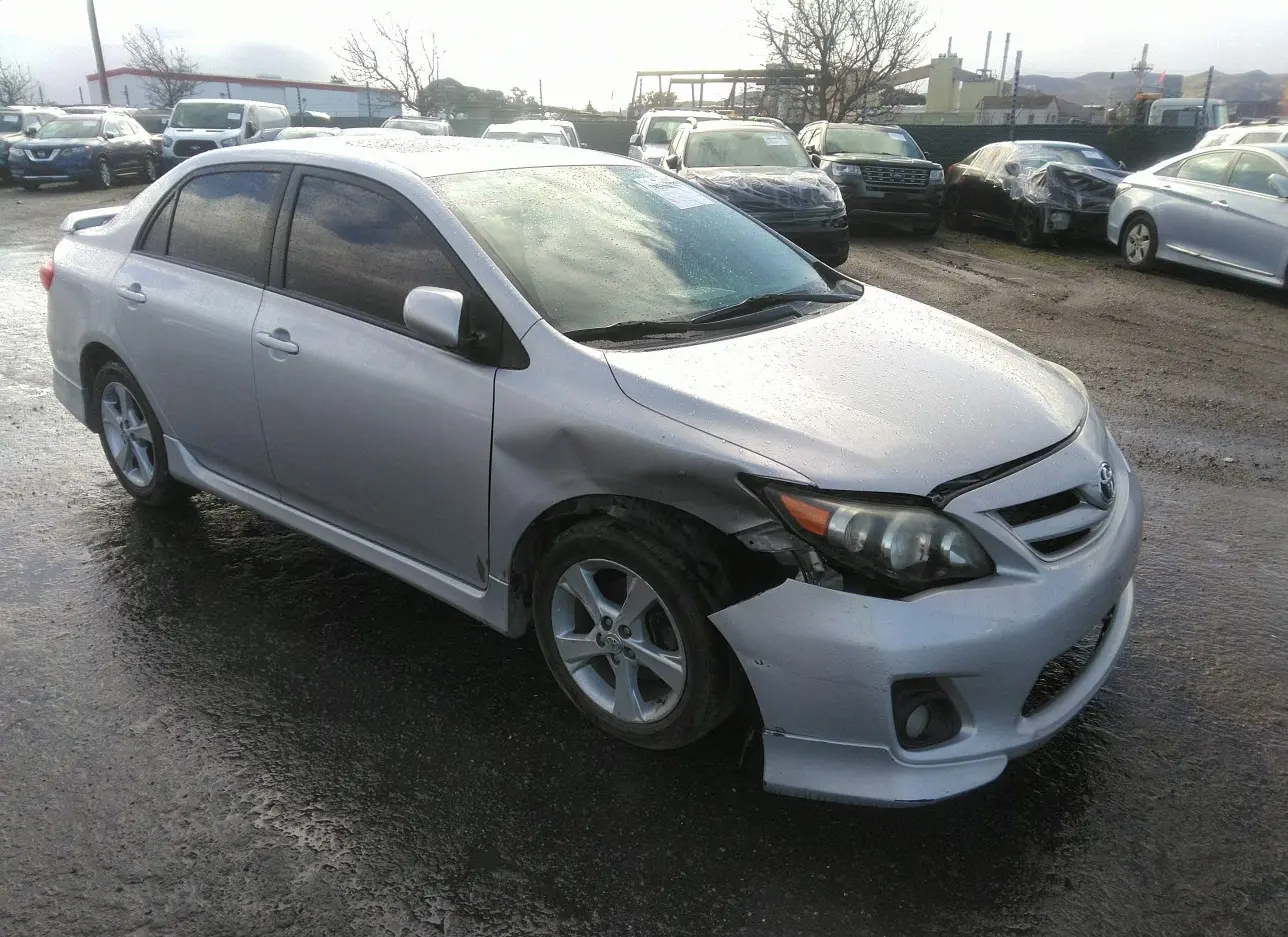 2012 TOYOTA  - Image 1.