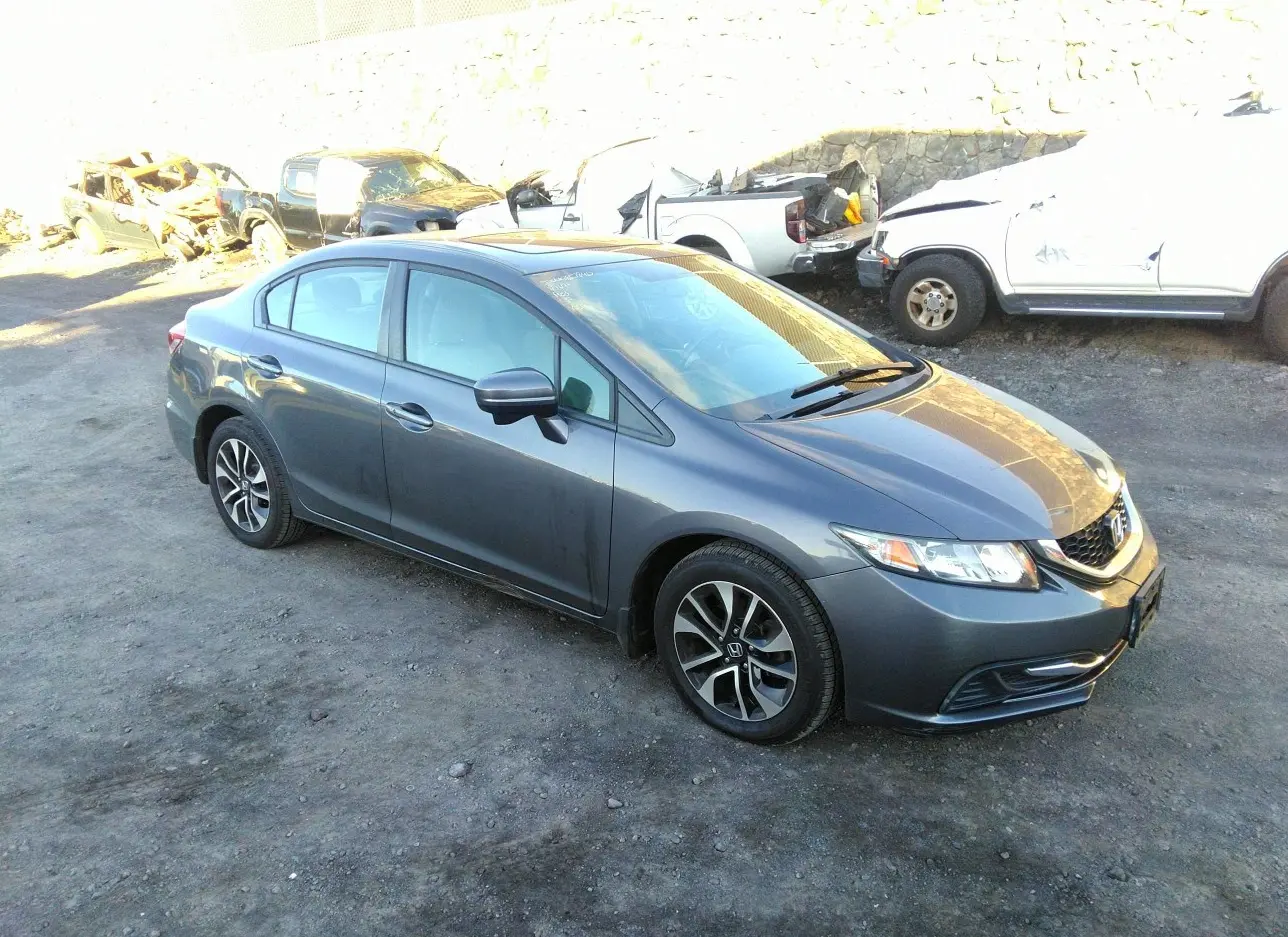 2015 HONDA  - Image 1.