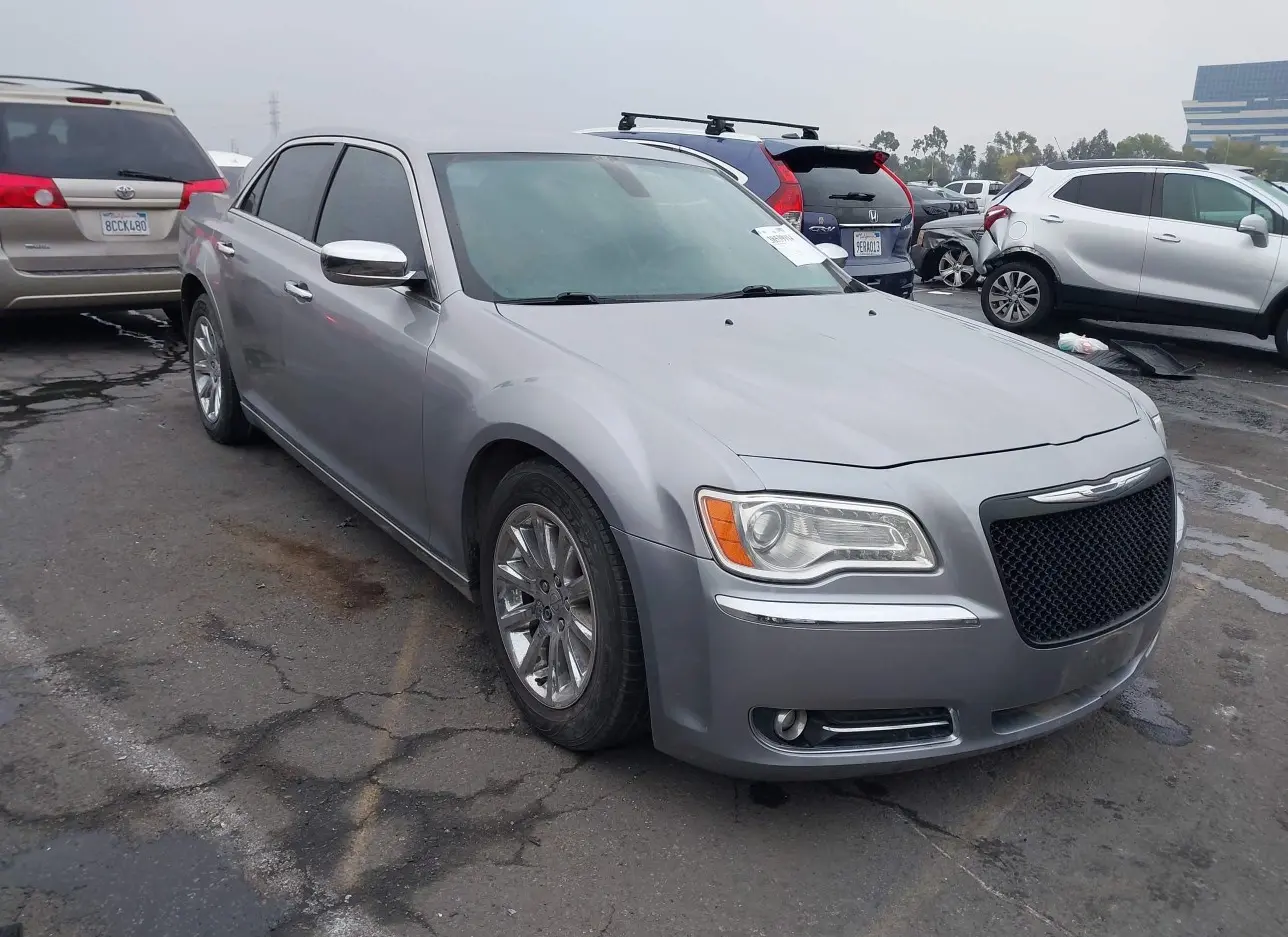 2014 CHRYSLER  - Image 1.