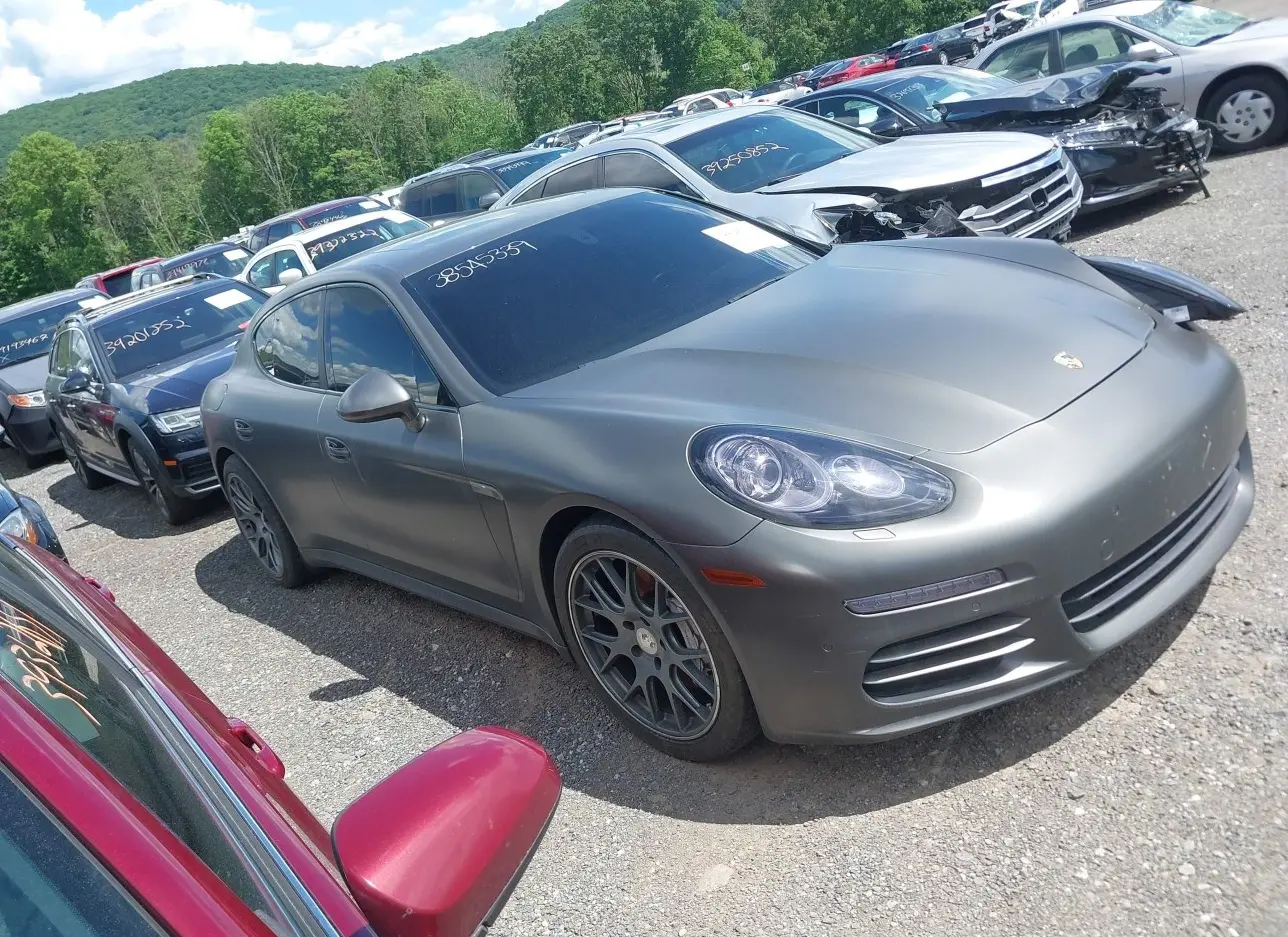 2016 PORSCHE  - Image 1.