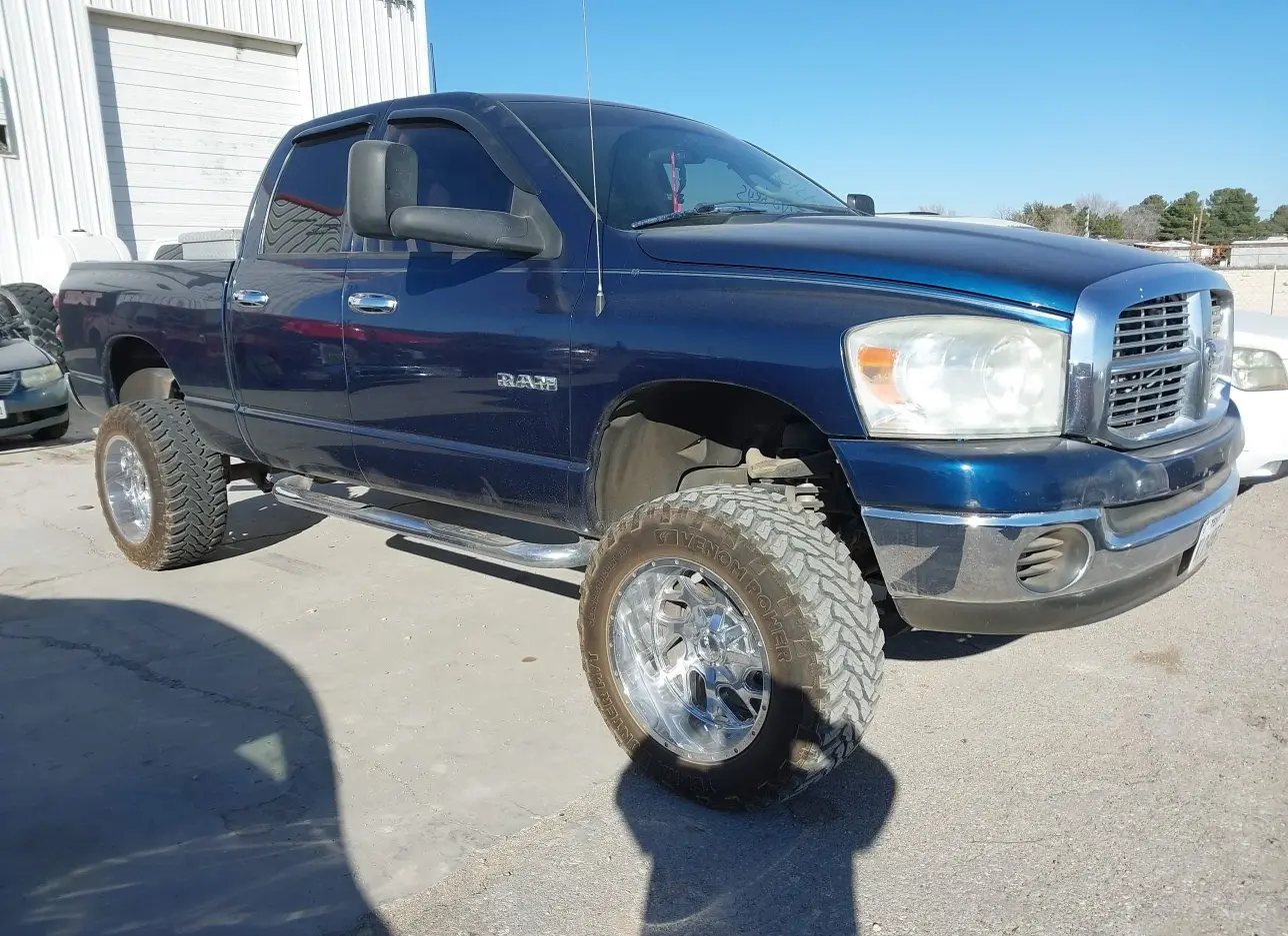 2008 DODGE  - Image 1.