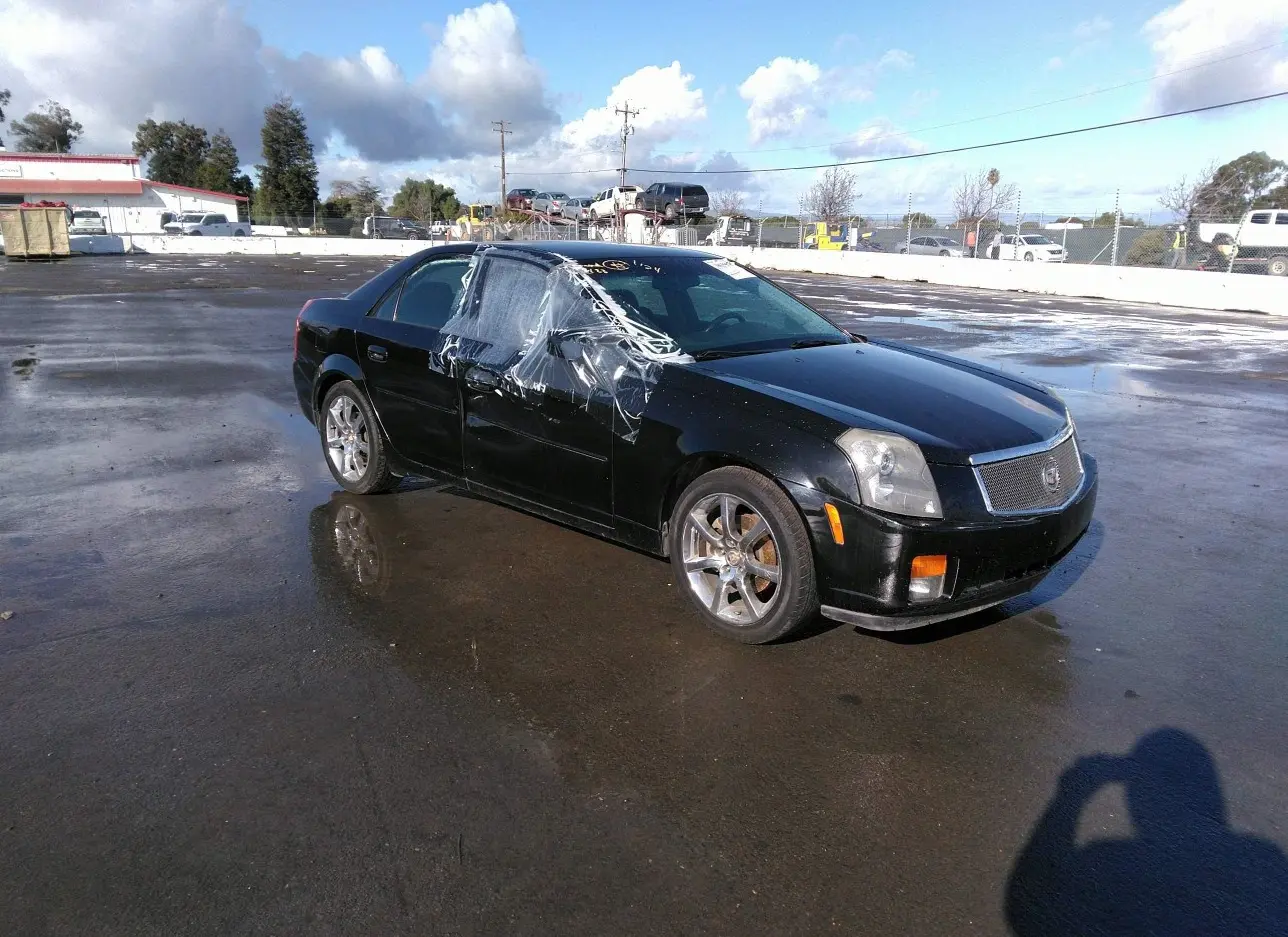 2004 CADILLAC  - Image 1.