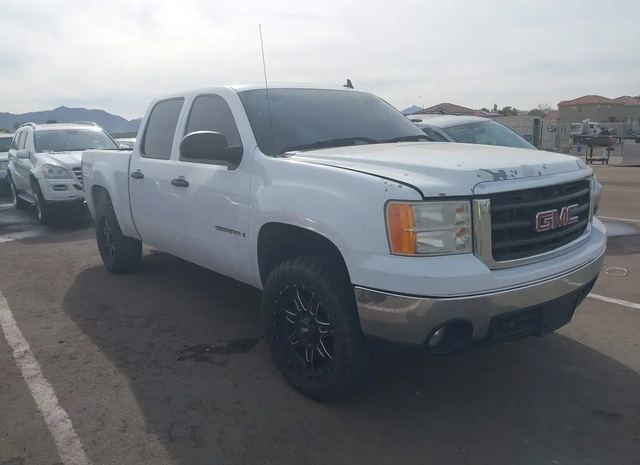 2007 GMC  - Image 1.