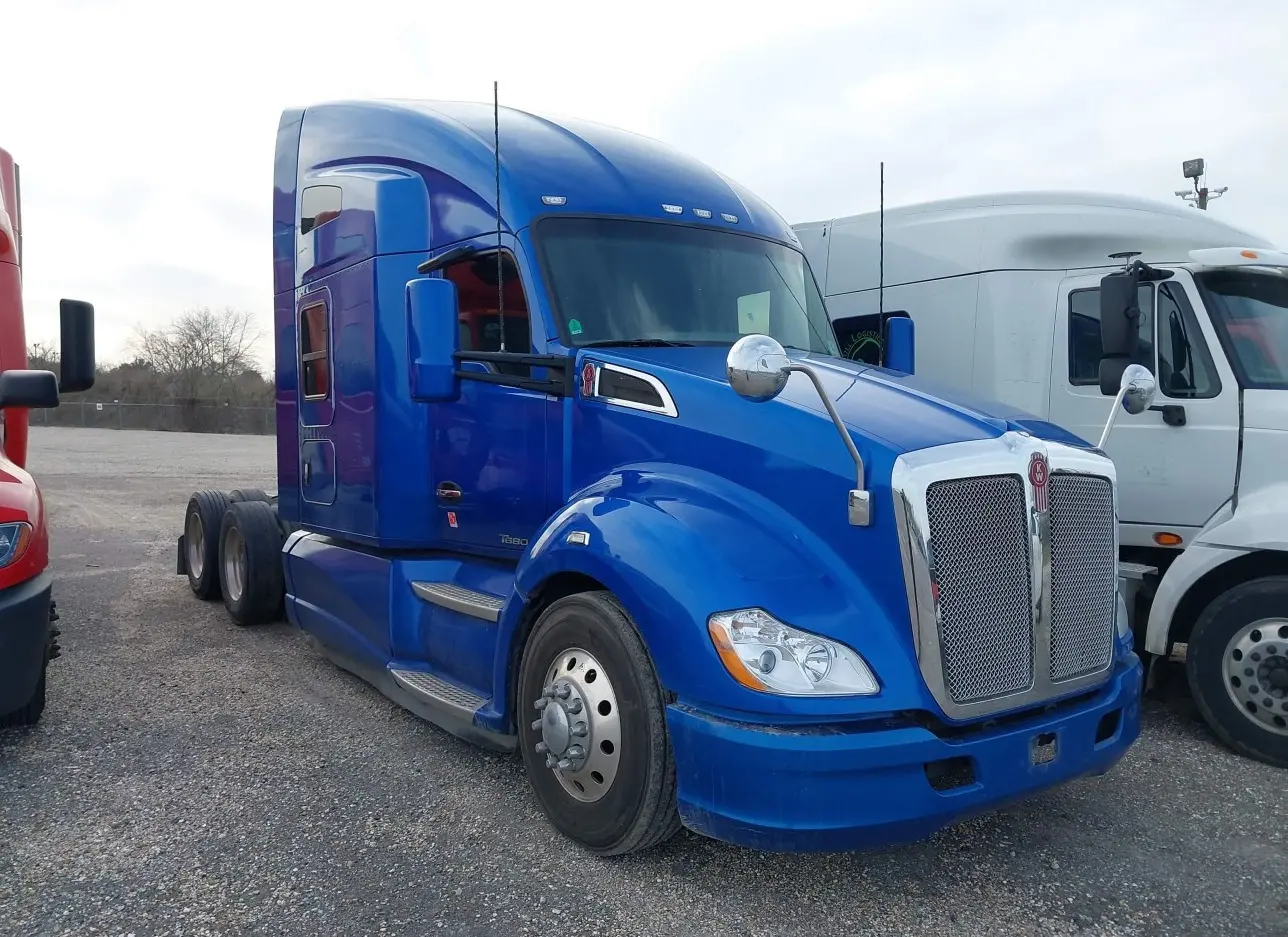 2017 KENWORTH  - Image 1.