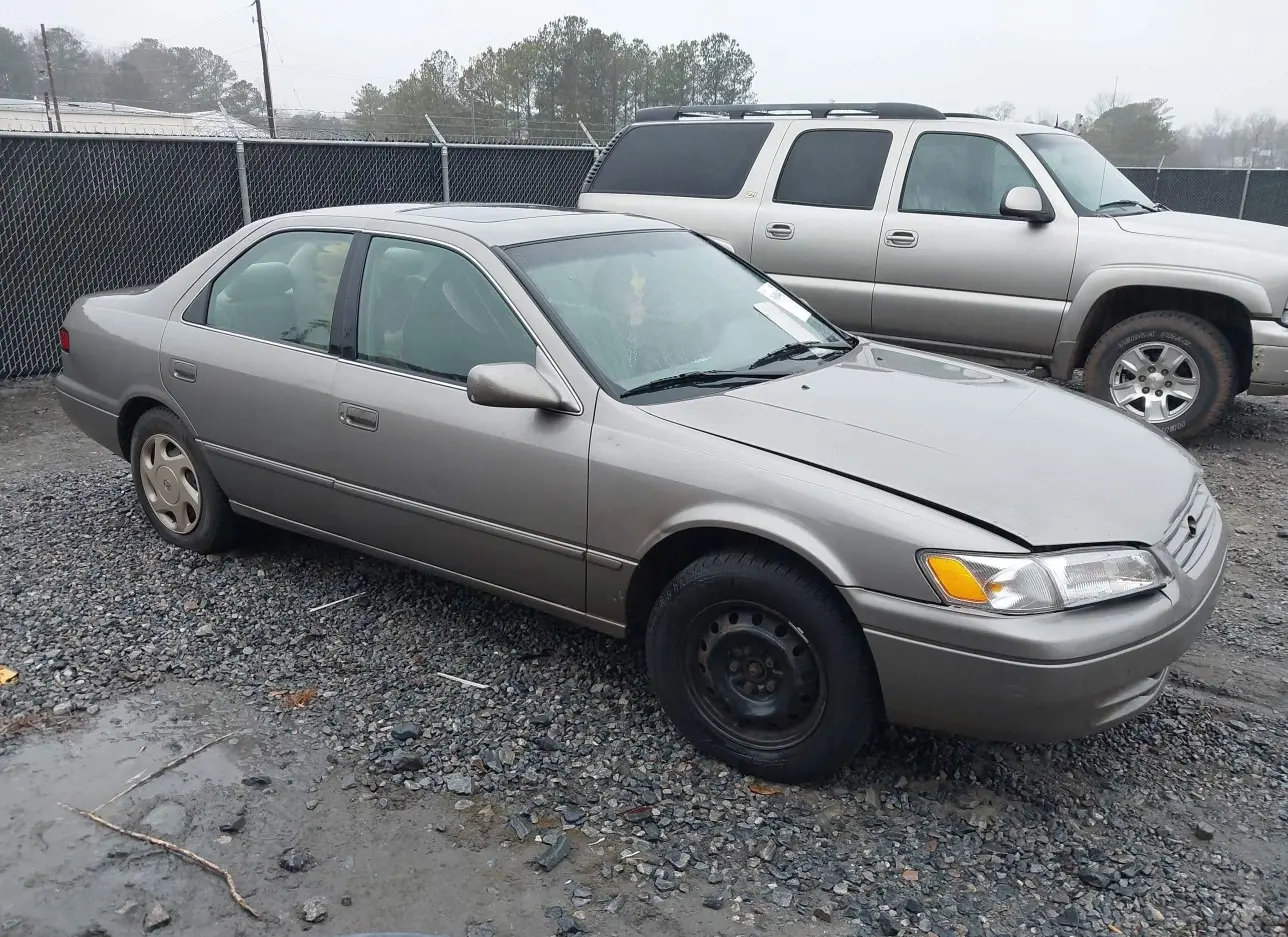 1997 TOYOTA  - Image 1.