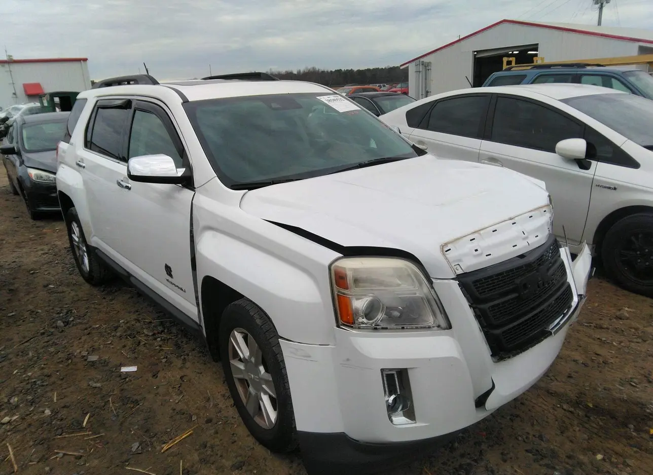 2013 GMC  - Image 1.