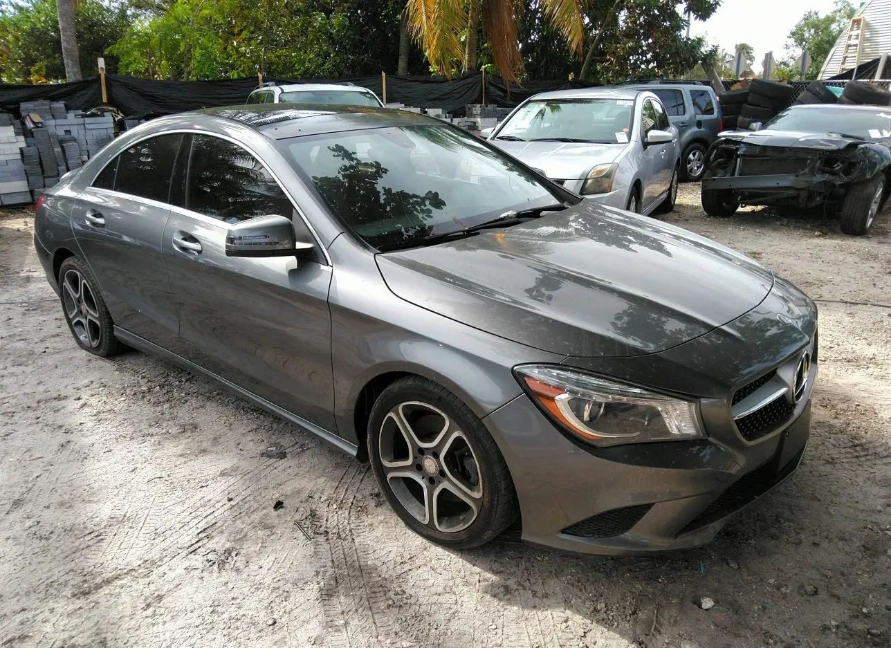 2014 MERCEDES-BENZ  - Image 1.