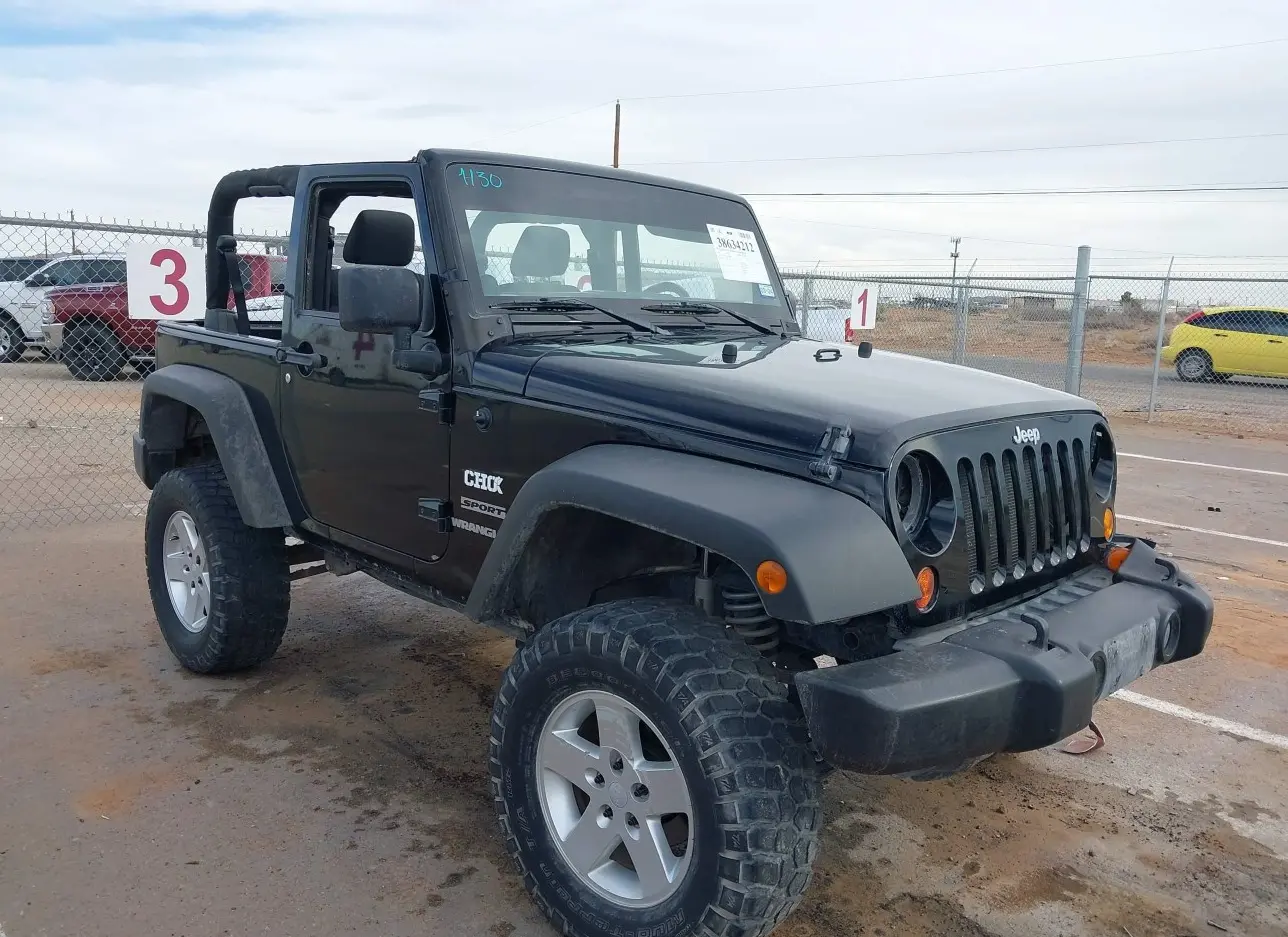 2011 JEEP  - Image 1.