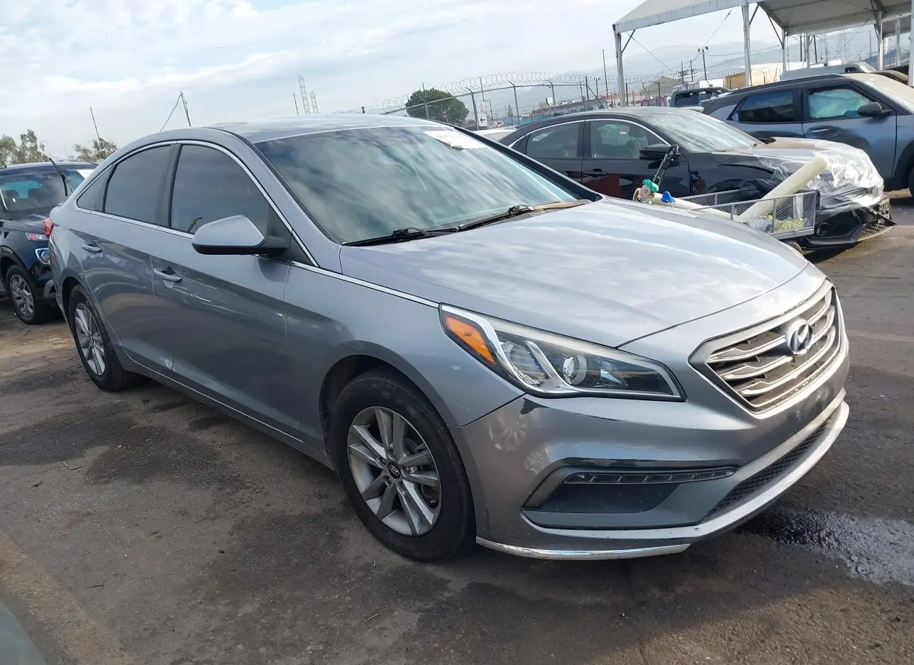 2015 HYUNDAI  - Image 1.