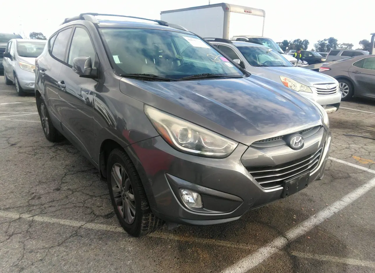 2015 HYUNDAI  - Image 1.