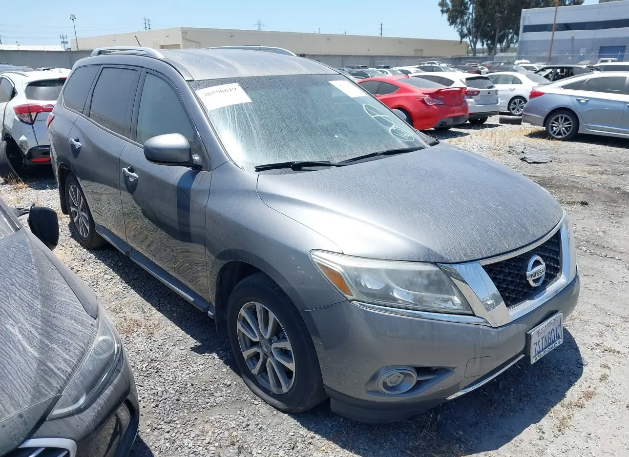 2016 NISSAN  - Image 1.