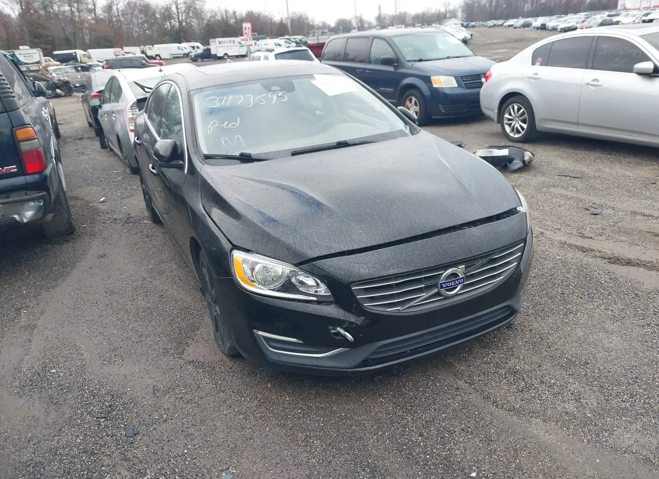 2016 VOLVO  - Image 1.