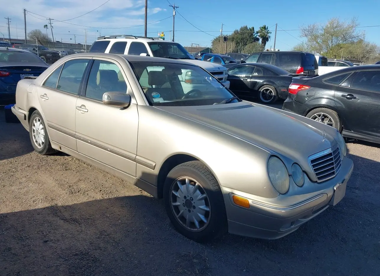 2001 MERCEDES-BENZ  - Image 1.