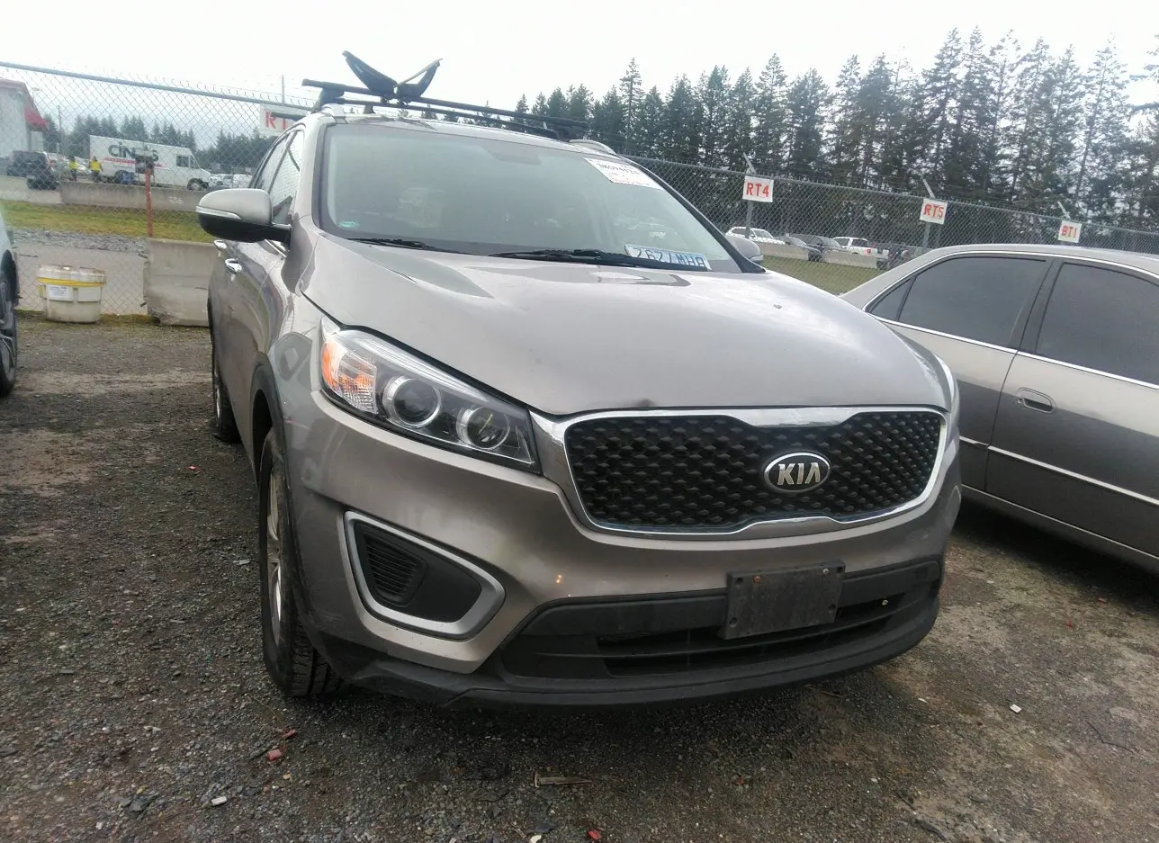 2021 KIA  - Image 1.