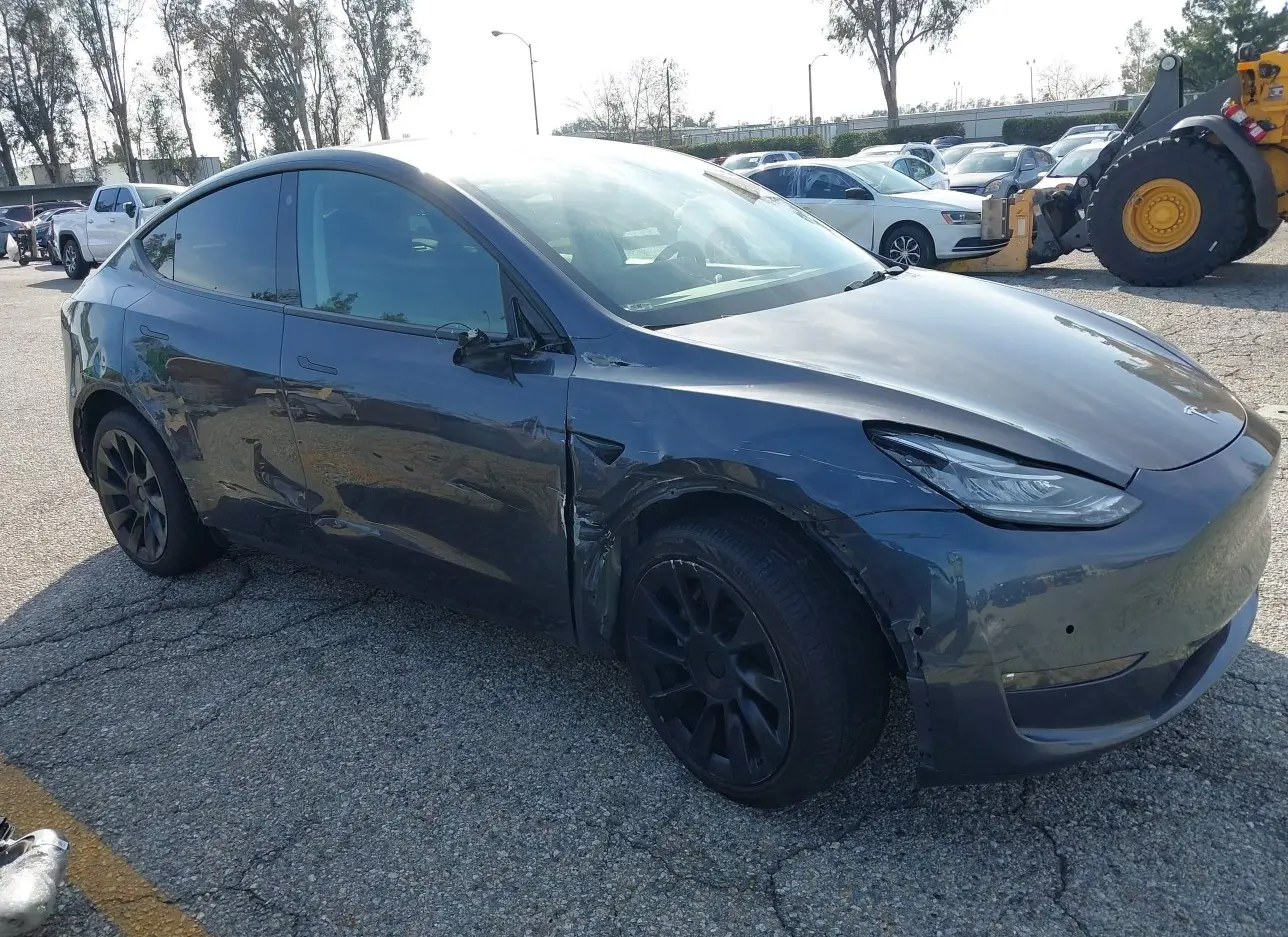 2022 TESLA  - Image 1.