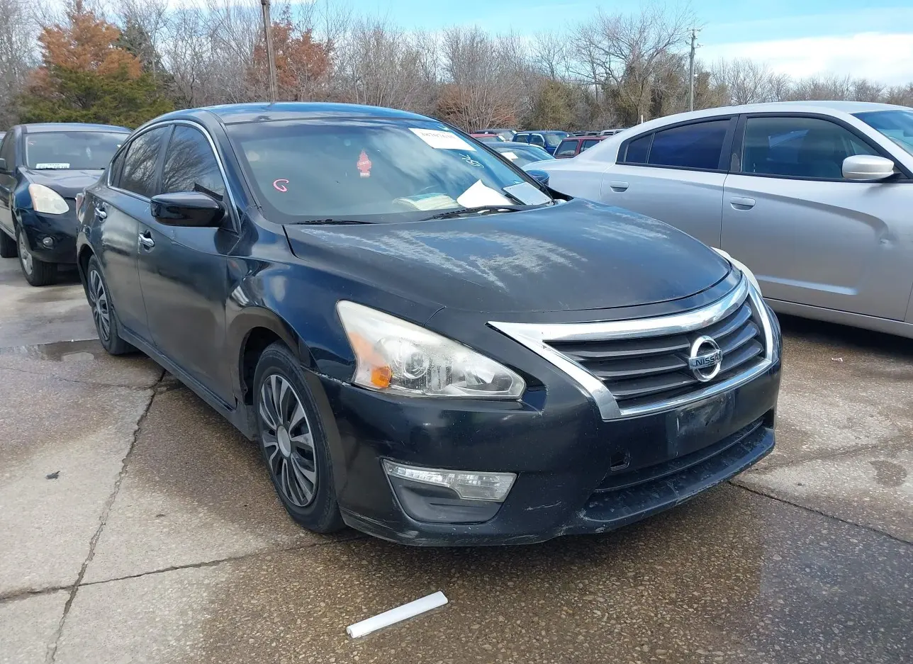 2014 NISSAN  - Image 1.