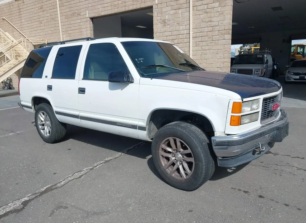 1996 GMC  - Image 1.