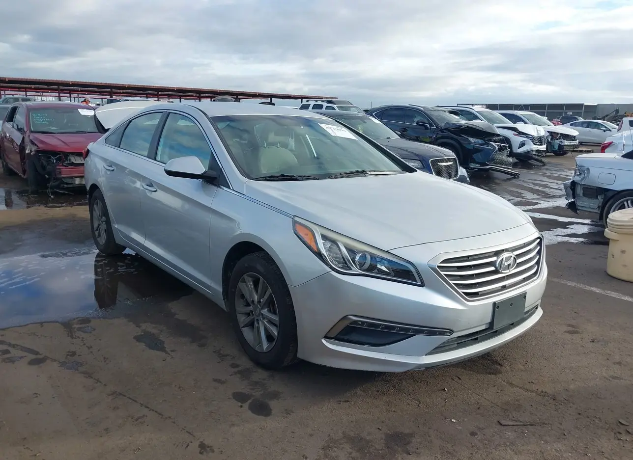 2015 HYUNDAI  - Image 1.