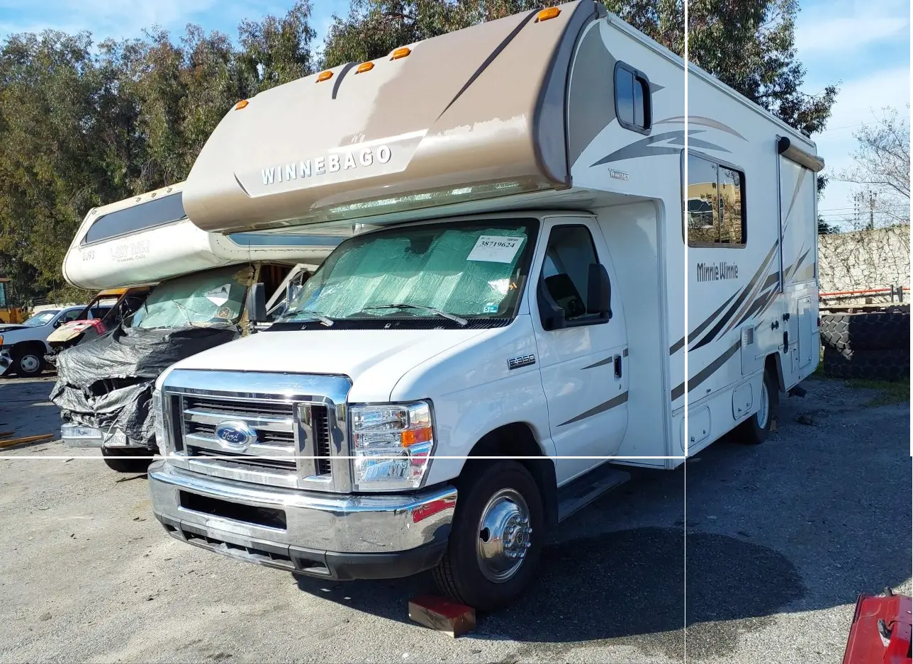 2018 WINNEBAGO  - Image 1.