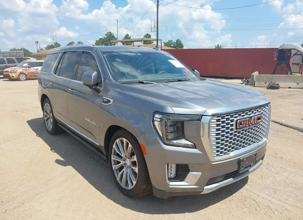 2022 GMC  - Image 1.