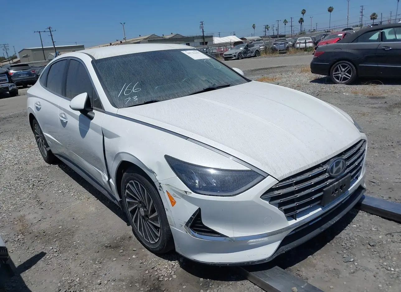 2021 HYUNDAI  - Image 1.