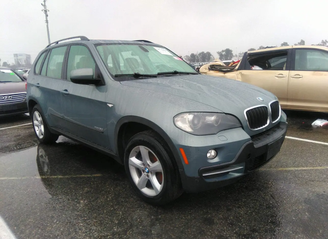 2009 BMW  - Image 1.