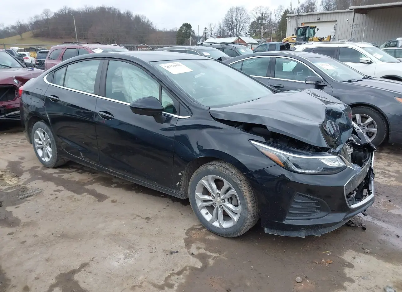 2019 CHEVROLET  - Image 1.