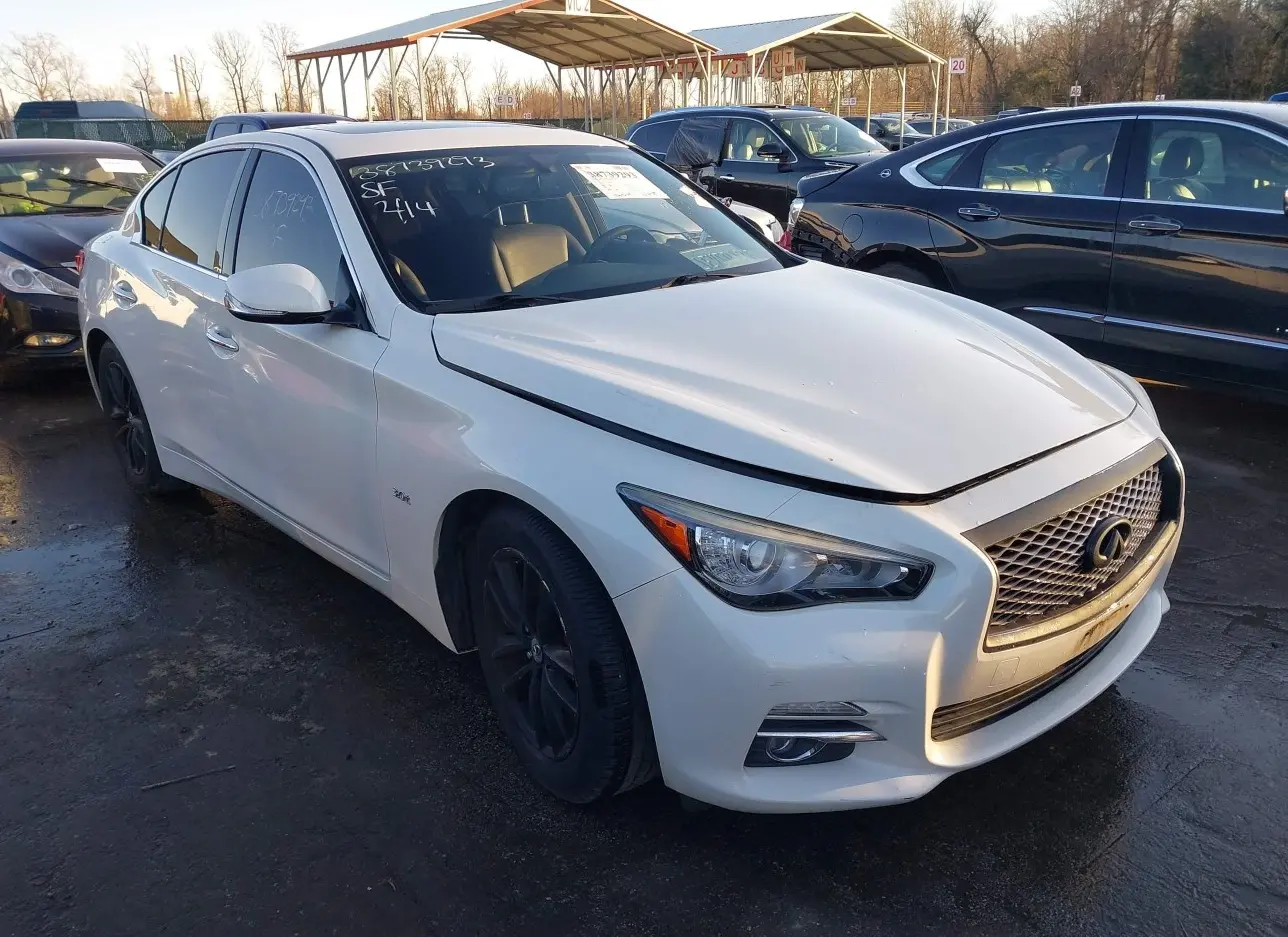 2016 INFINITI  - Image 1.