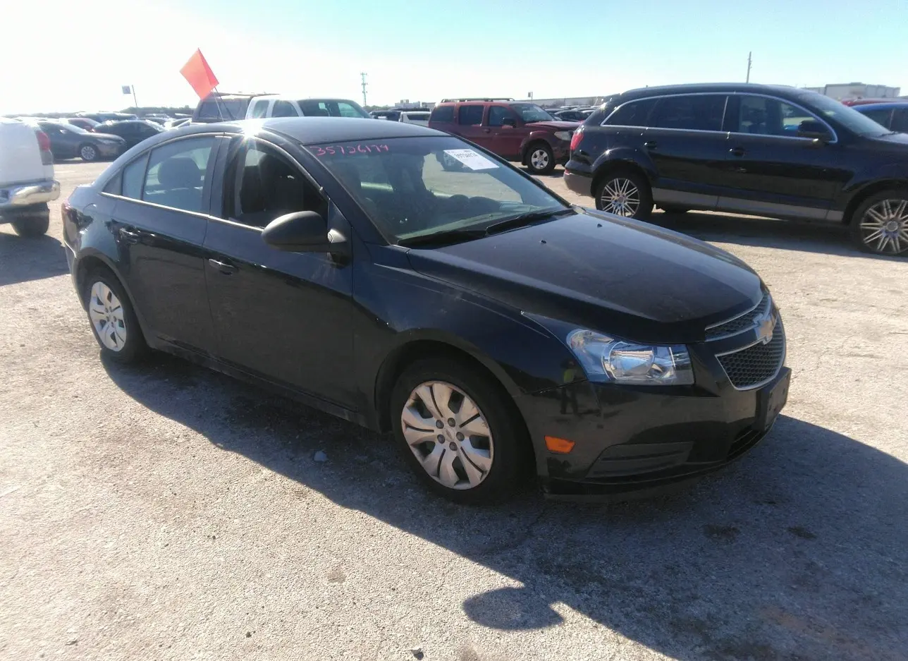 2014 CHEVROLET  - Image 1.