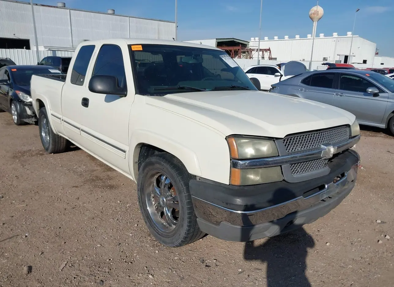 2005 CHEVROLET  - Image 1.