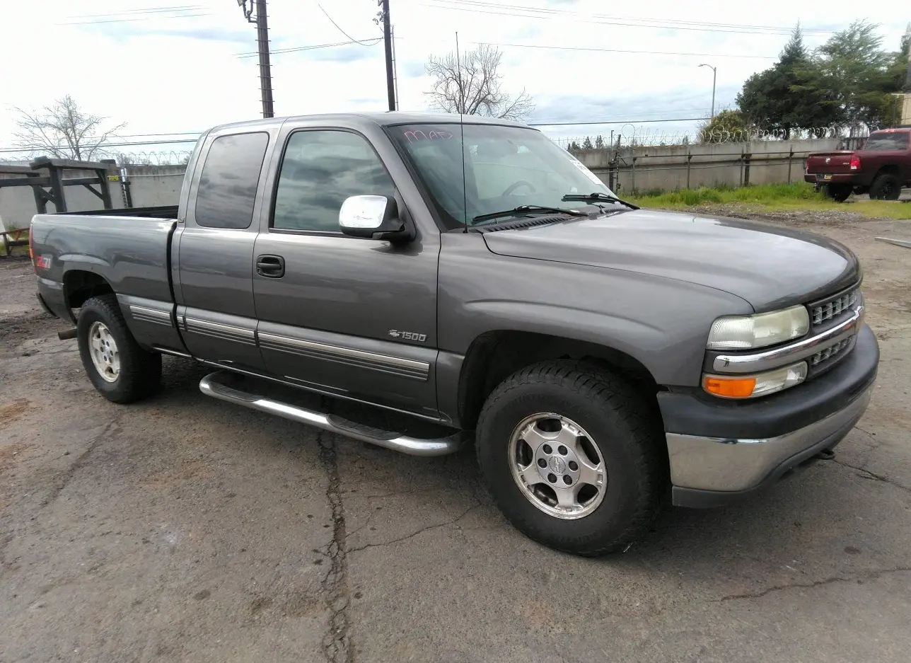 2000 CHEVROLET  - Image 1.