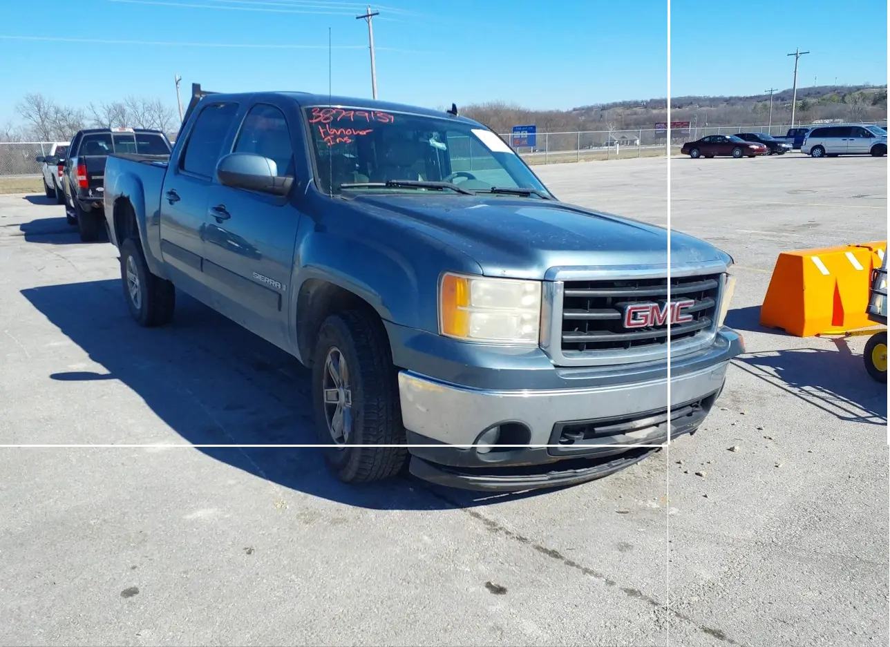 2008 GMC  - Image 1.