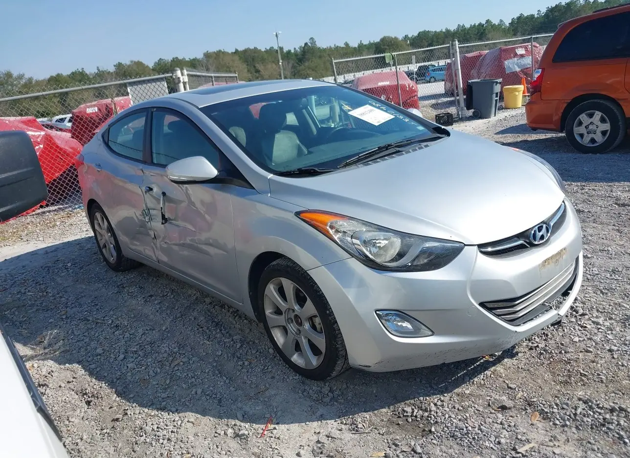 2013 HYUNDAI  - Image 1.