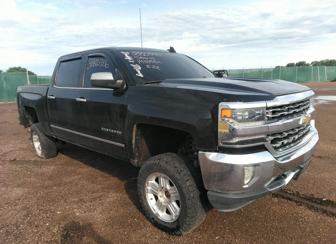 2016 CHEVROLET  - Image 1.