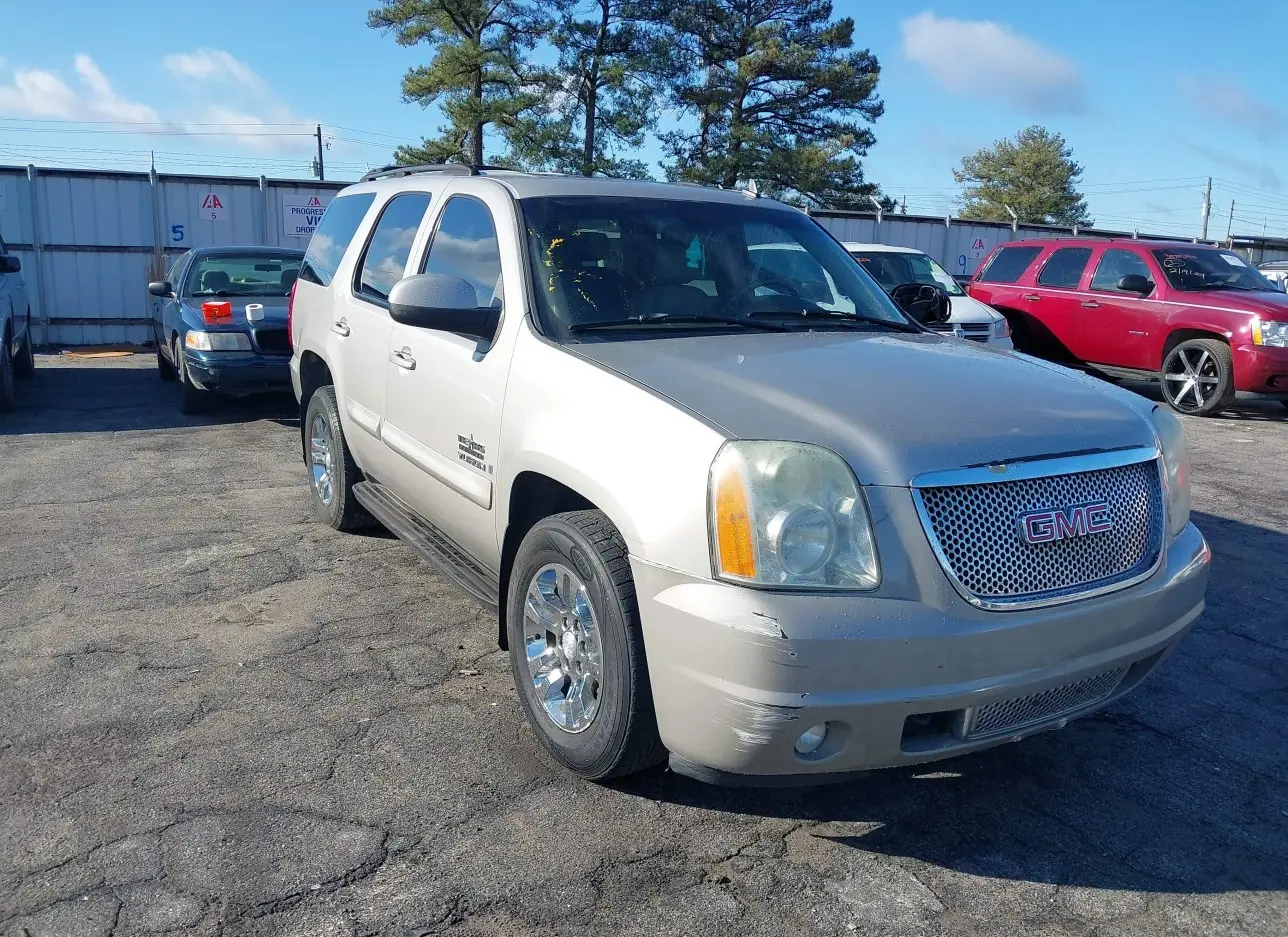 2007 GMC  - Image 1.