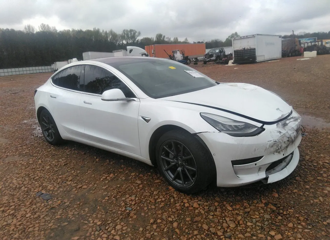 2019 TESLA  - Image 1.