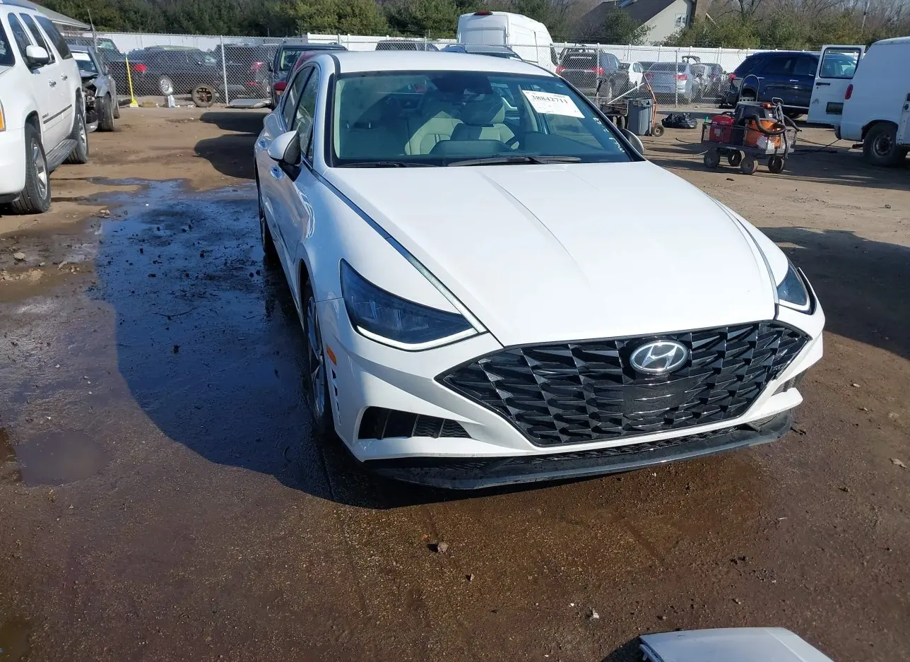 2020 HYUNDAI  - Image 1.