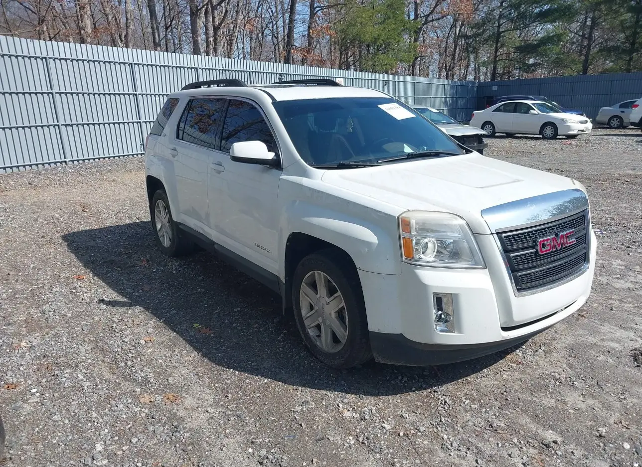 2011 GMC  - Image 1.