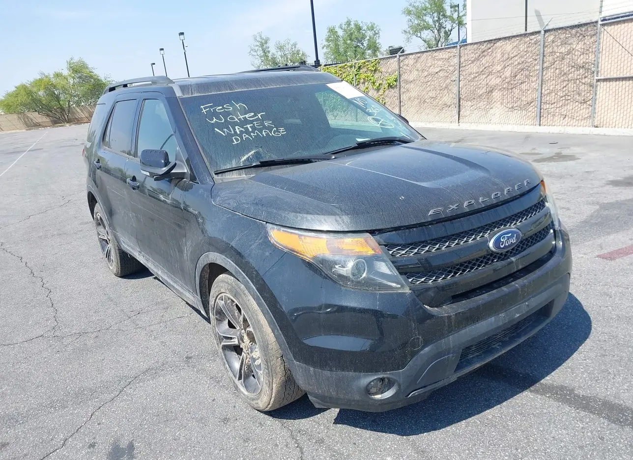 2015 FORD  - Image 1.