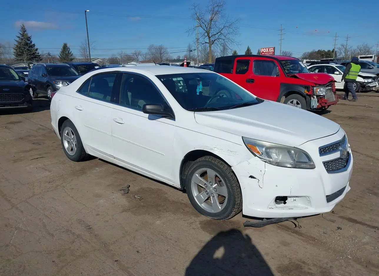 2013 CHEVROLET  - Image 1.