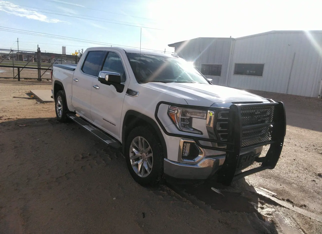 2021 GMC  - Image 1.