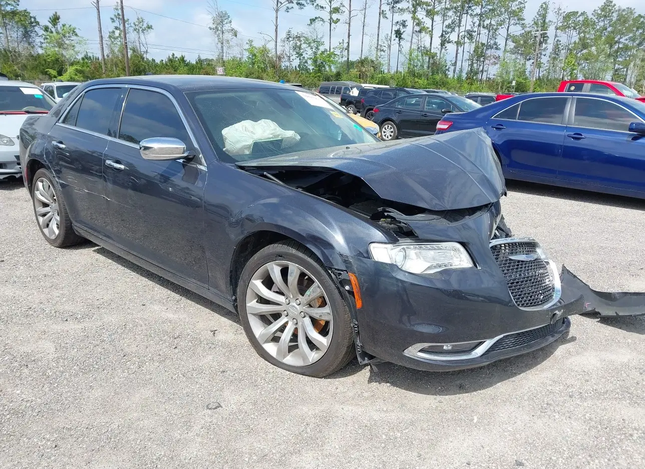 2019 CHRYSLER  - Image 1.