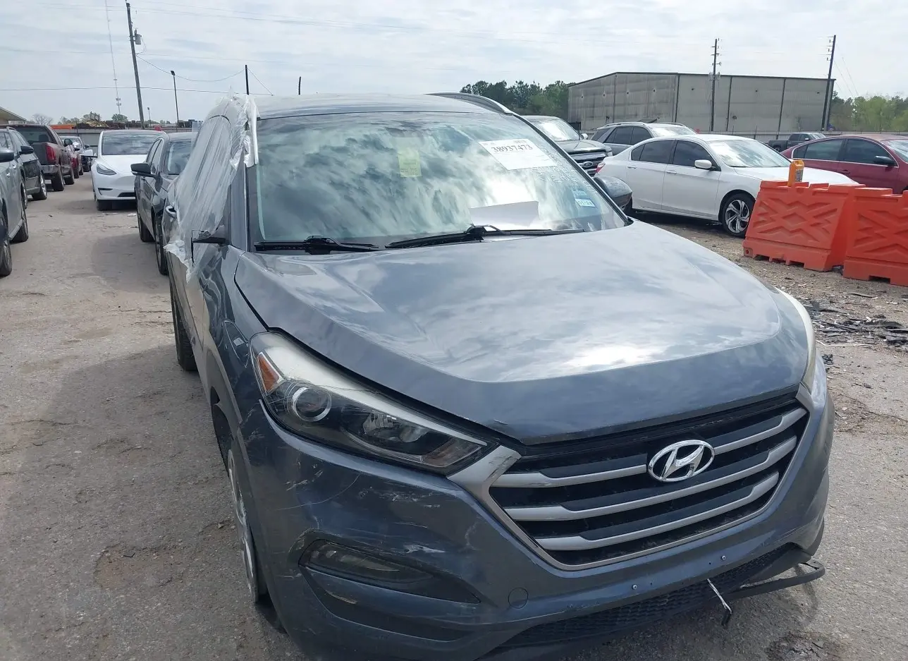 2017 HYUNDAI  - Image 1.