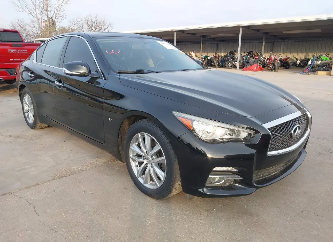 2015 INFINITI  - Image 1.