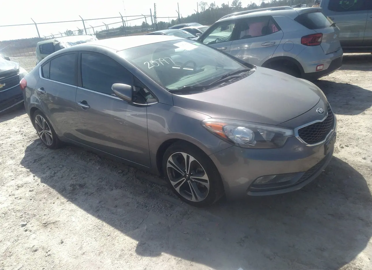 2015 KIA  - Image 1.