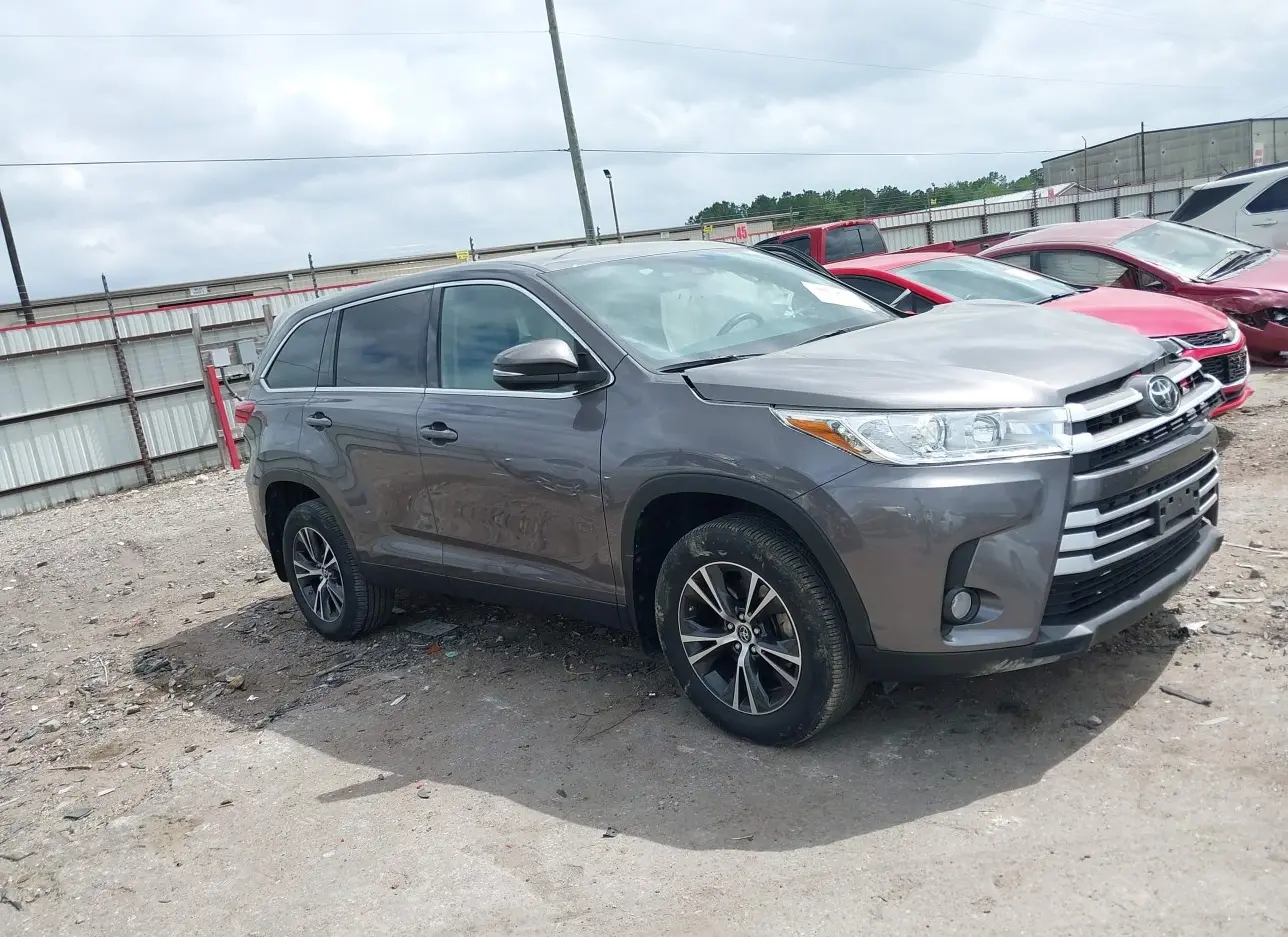 2019 TOYOTA  - Image 1.