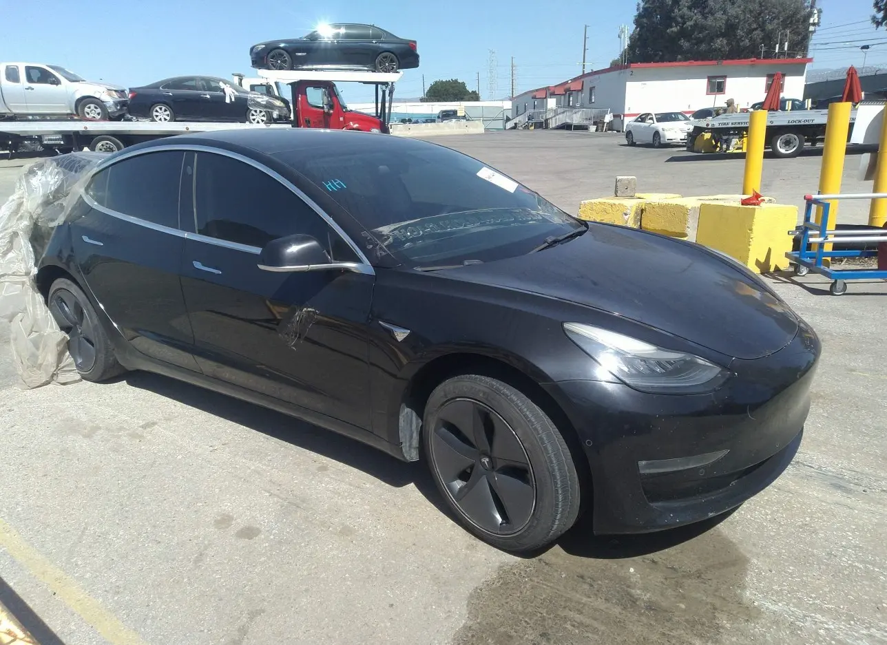 2018 TESLA  - Image 1.