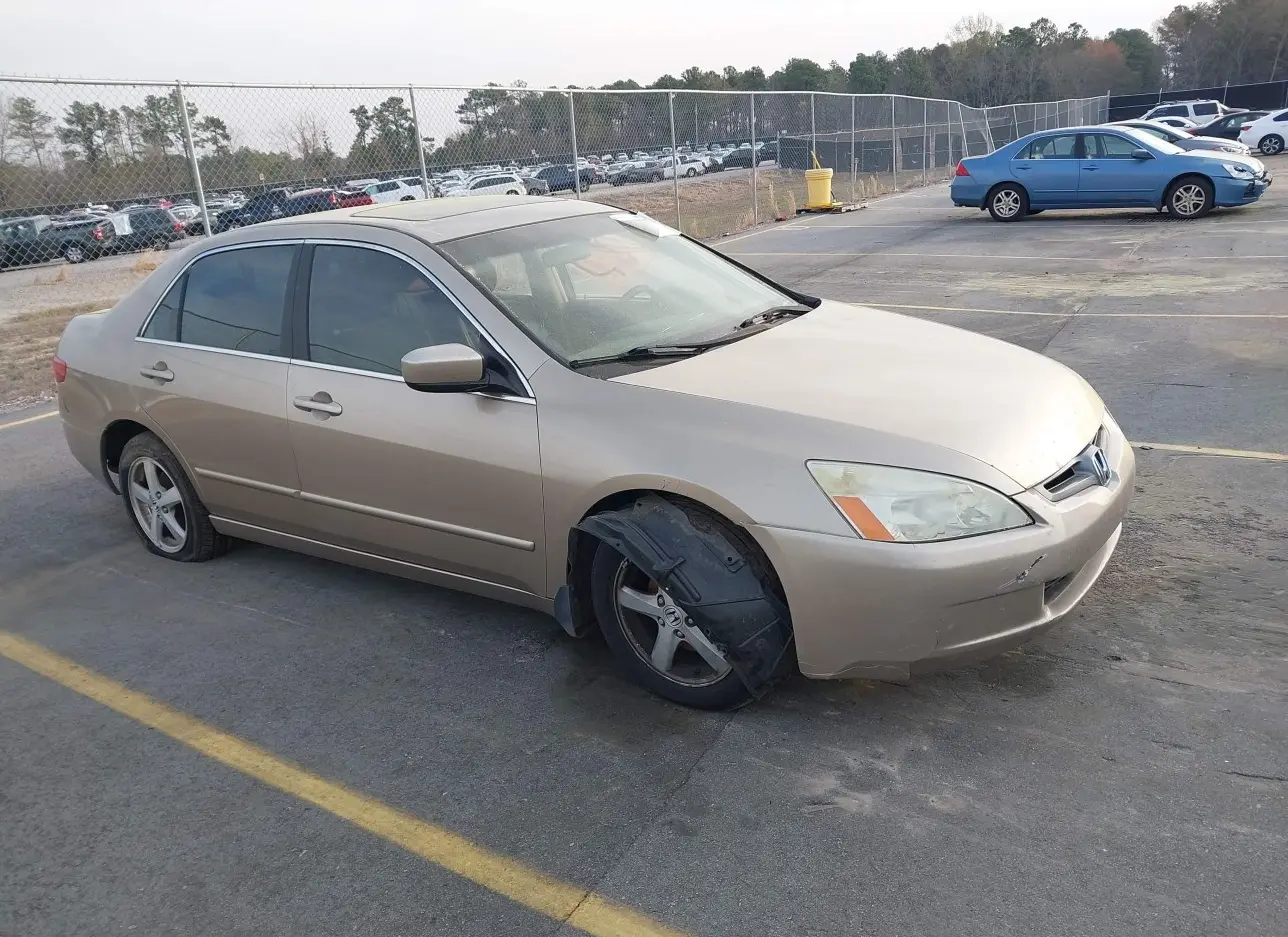 2005 HONDA  - Image 1.