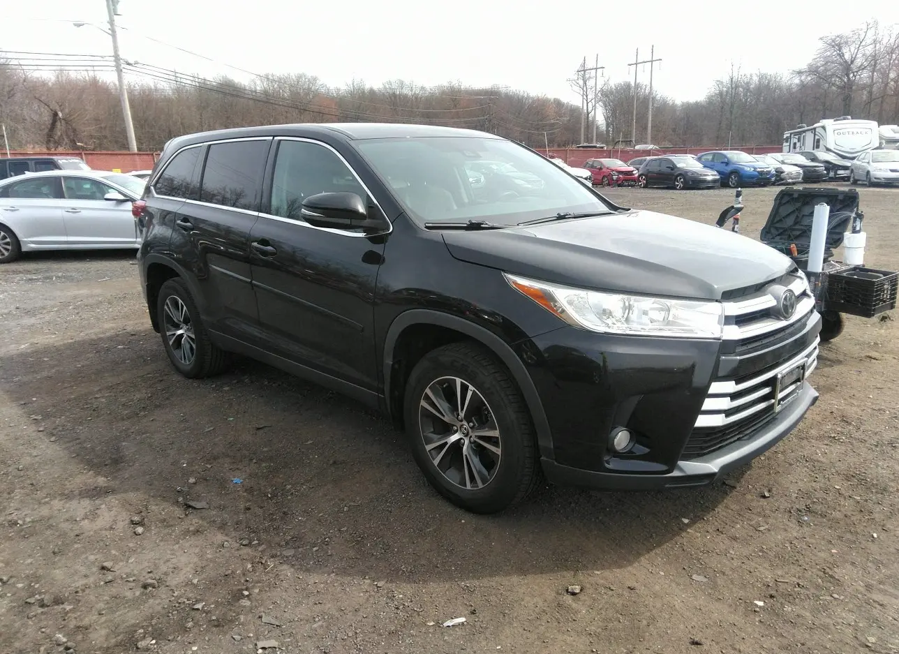 2019 TOYOTA  - Image 1.