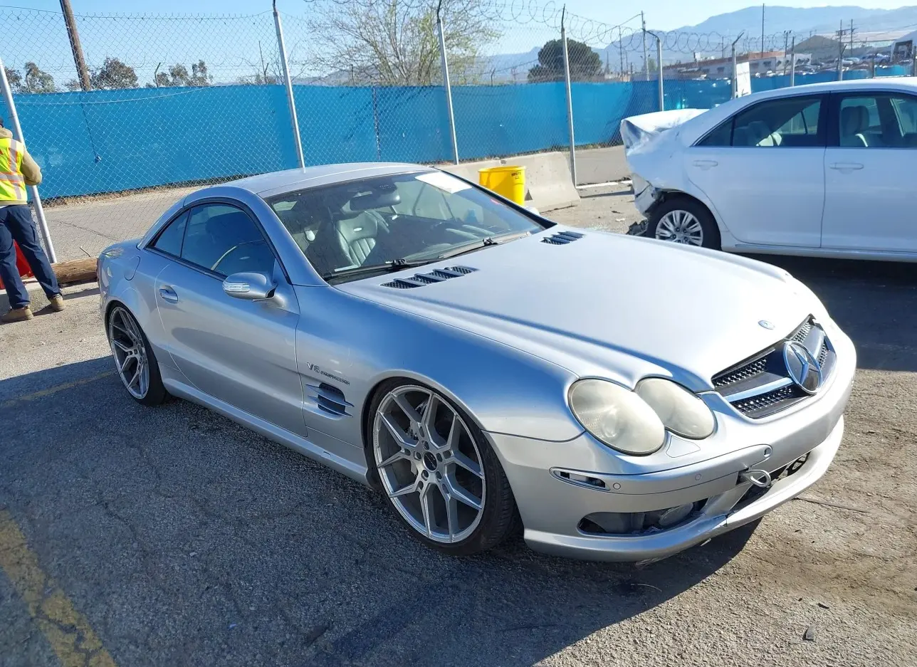 2005 MERCEDES-BENZ  - Image 1.